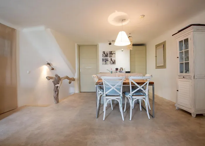 Mykonos Sunday בית נופש אורנוס